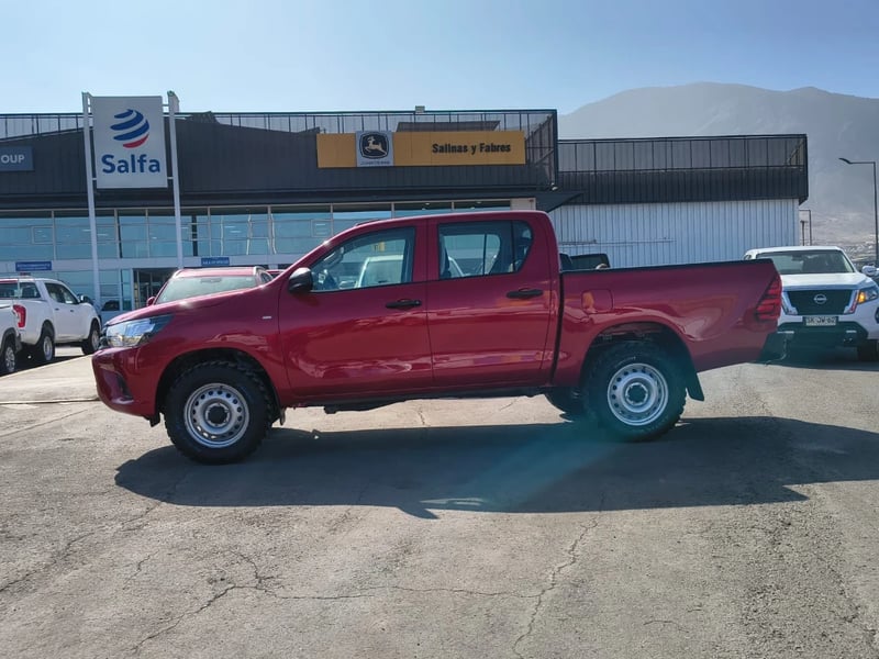 Toyota Hilux 2024 - Imagen 8 de 20