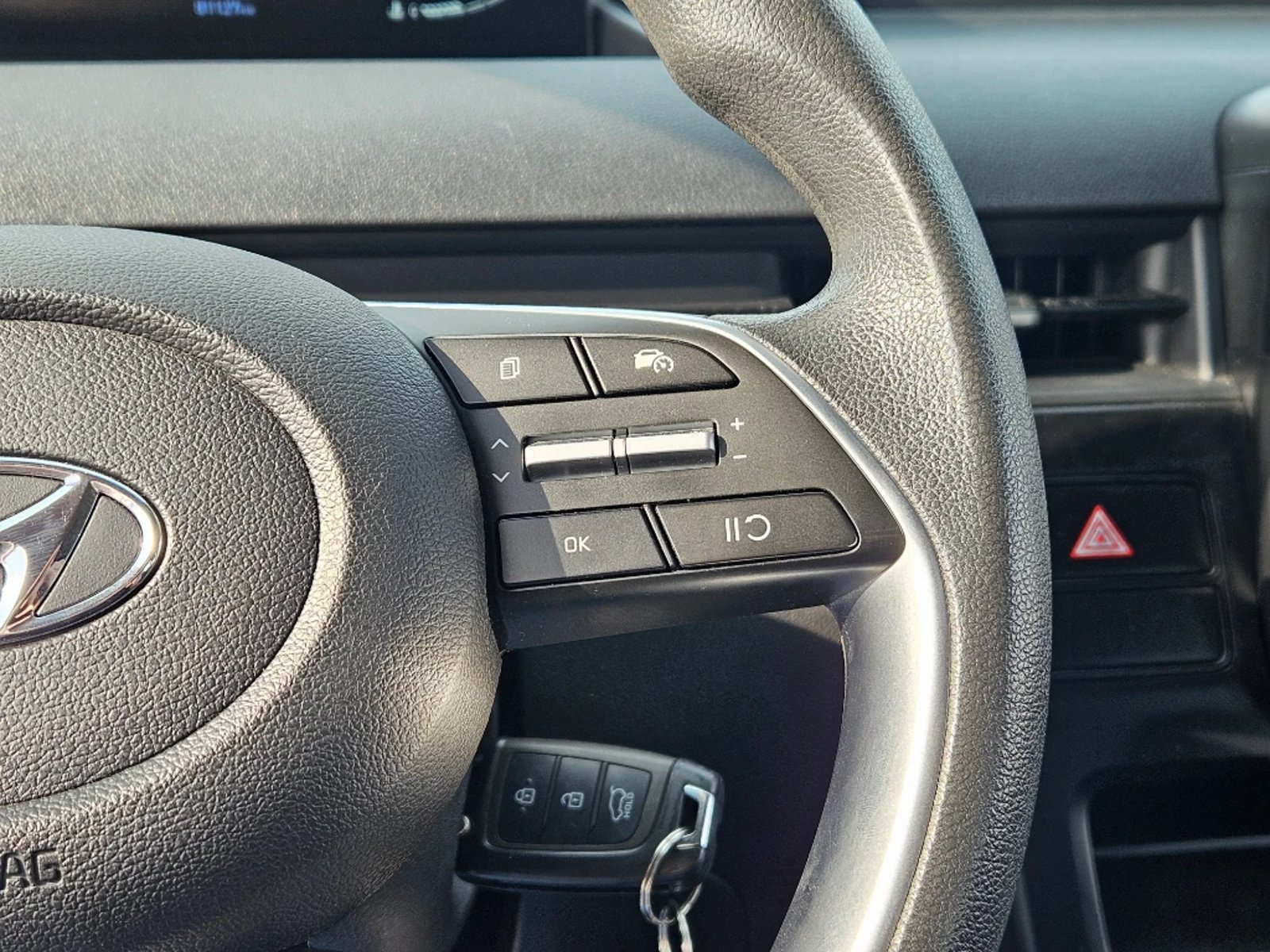 HYUNDAI STARIA FURGÓN 2024 - Imagen 17 de 20
