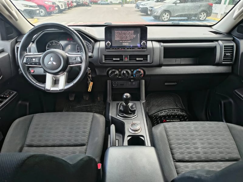 Mitsubishi L200 2024 - Imagen 17 de 20