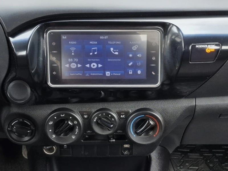 Toyota Hilux 2021 - Imagen 18 de 20