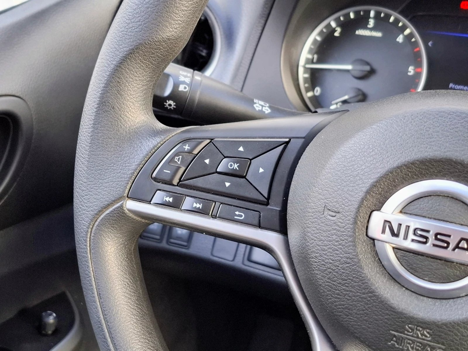 NISSAN NAVARA 2023 - Imagen 13 de 20