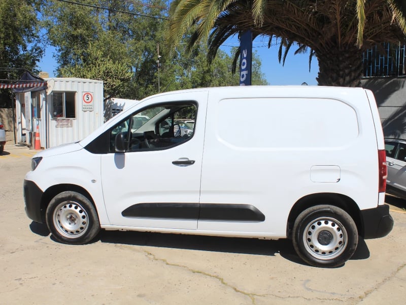 Peugeot Partner 2024 - Imagen 16 de 20