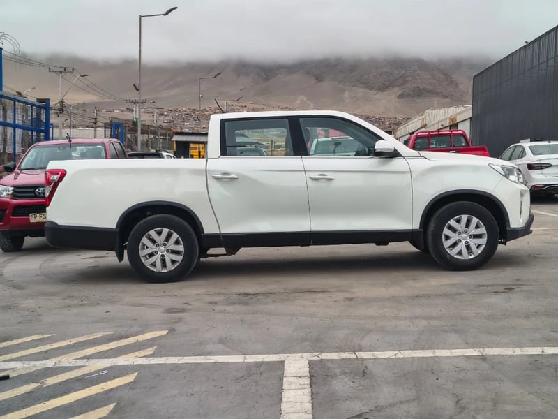 SsangYong Grand musso 2023 - Imagen 4 de 20