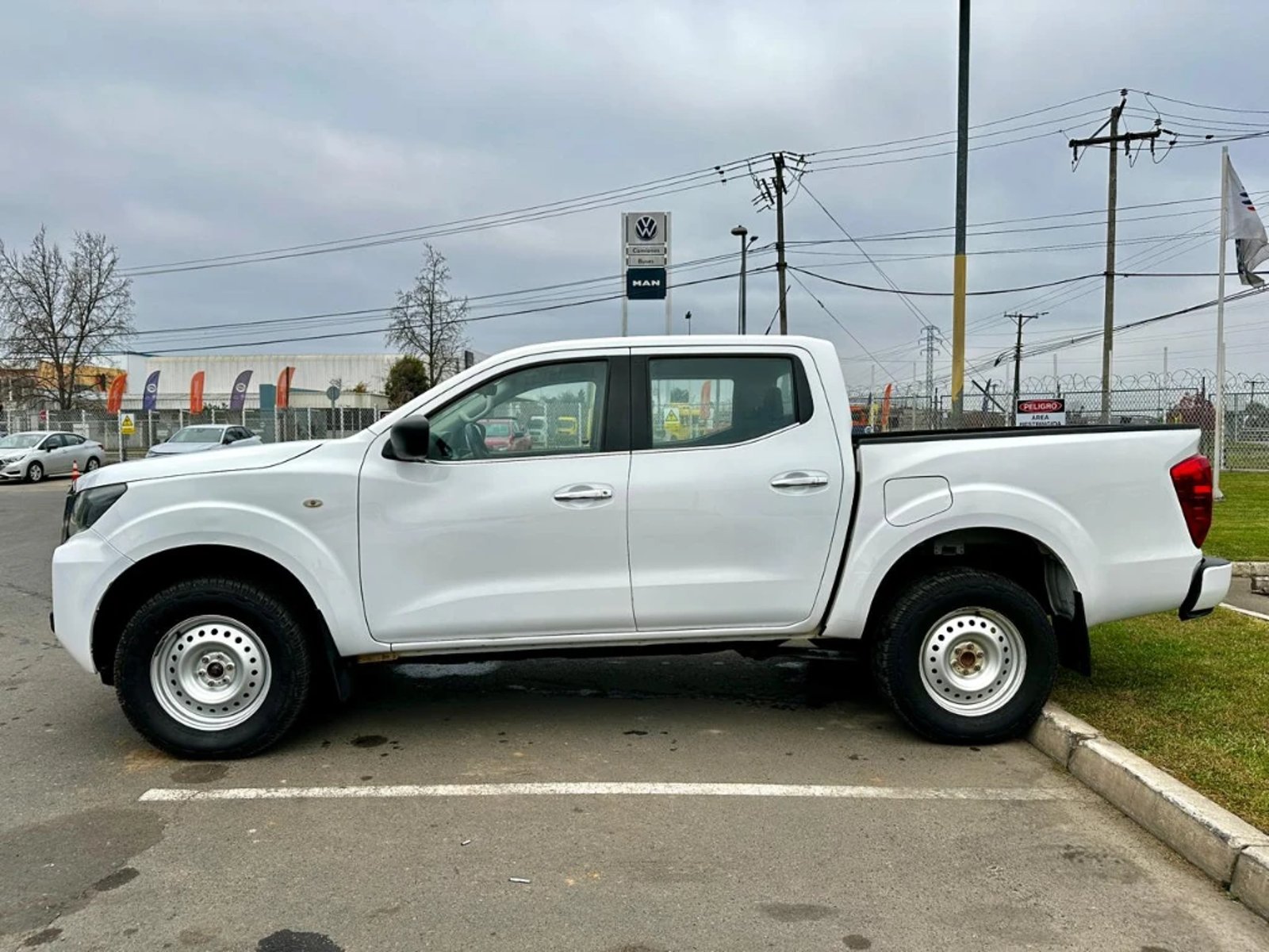 NISSAN NAVARA 2023 - Imagen 8 de 20