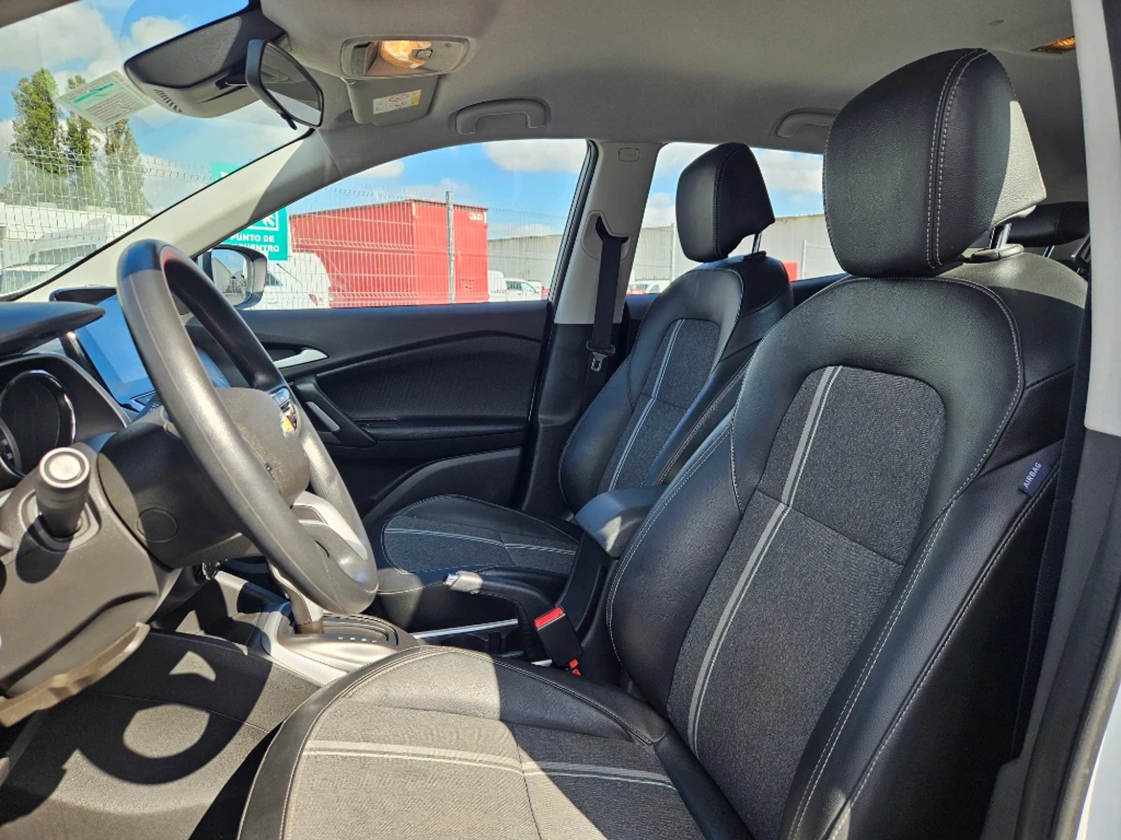 CHEVROLET TRACKER 2025 - Imagen 12 de 20