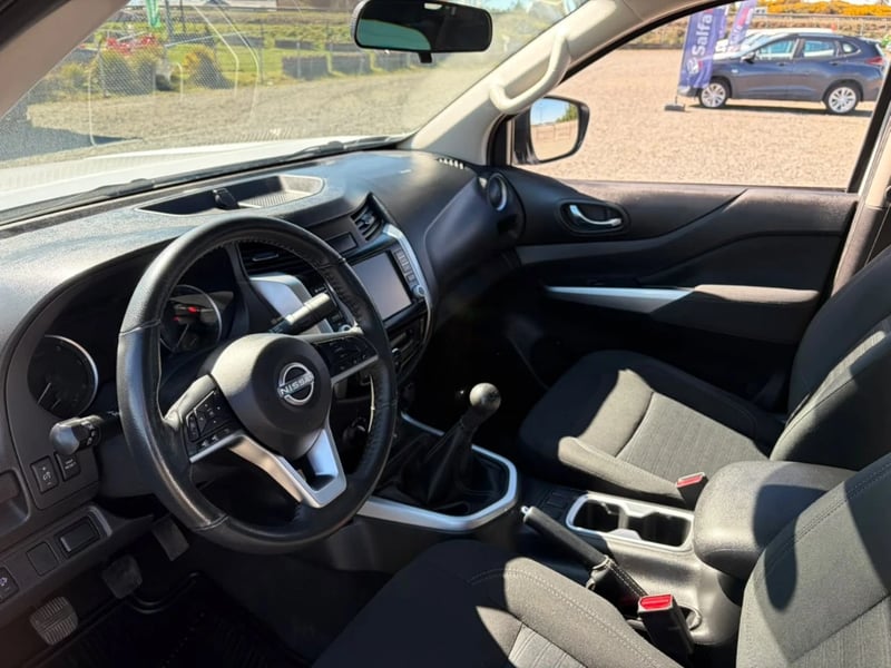 Nissan Navara 2023 - Imagen 13 de 20