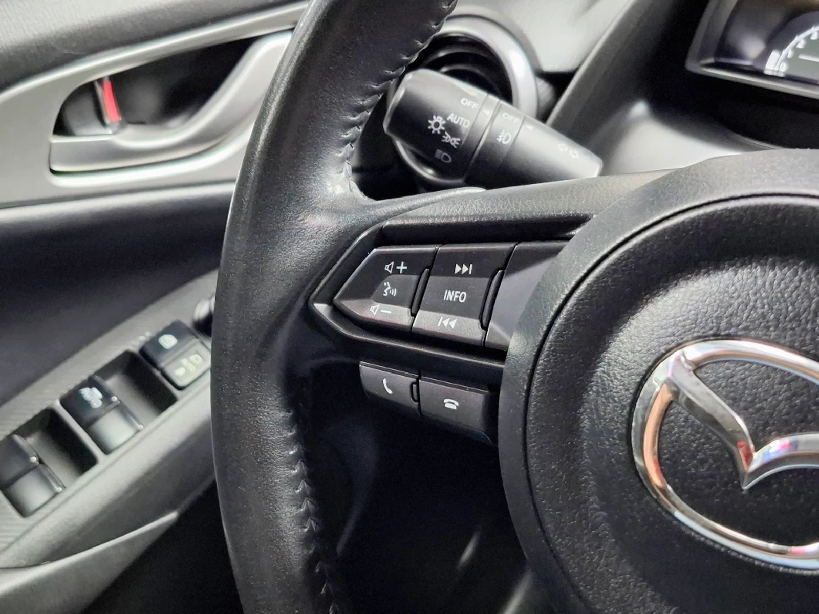 MAZDA CX-3 2023 - Imagen 15 de 20