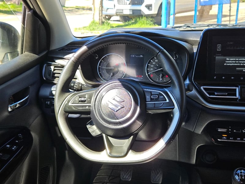 Suzuki Baleno 2023 - Imagen 17 de 20