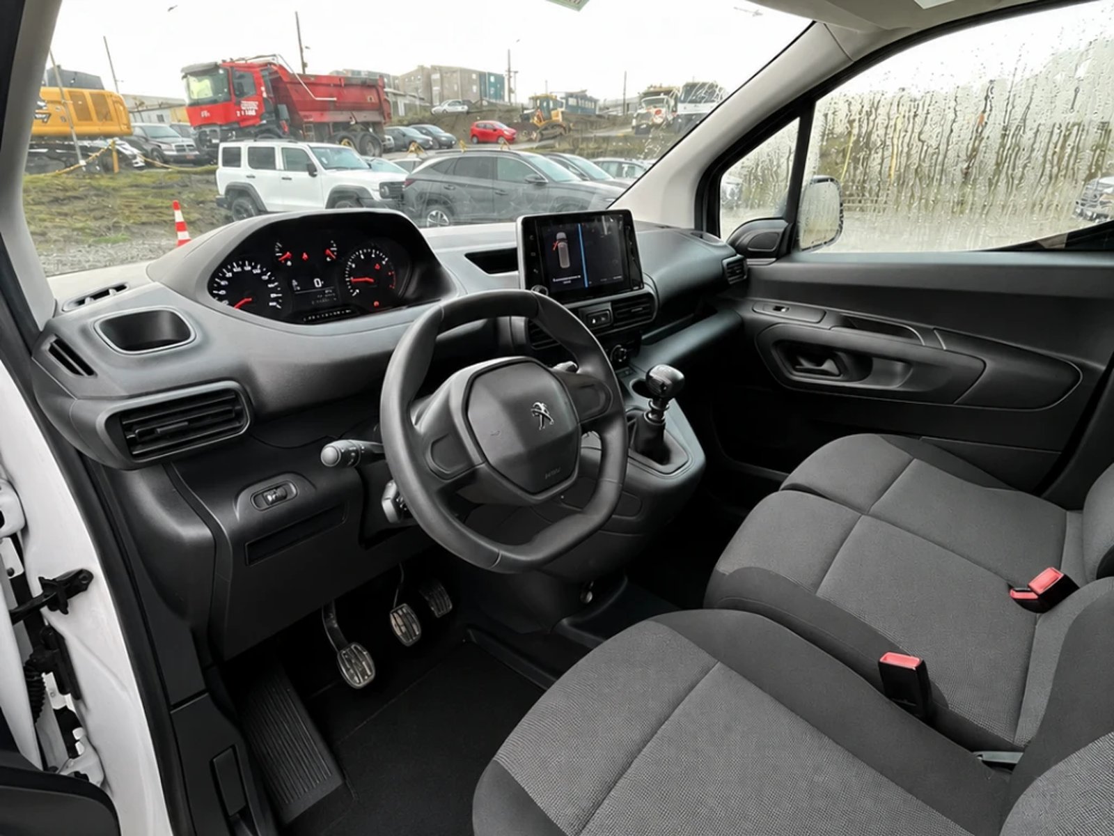 Peugeot Partner 2024 - Imagen 11 de 18