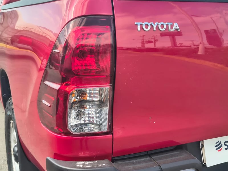 Toyota Hilux 2024 - Imagen 10 de 20
