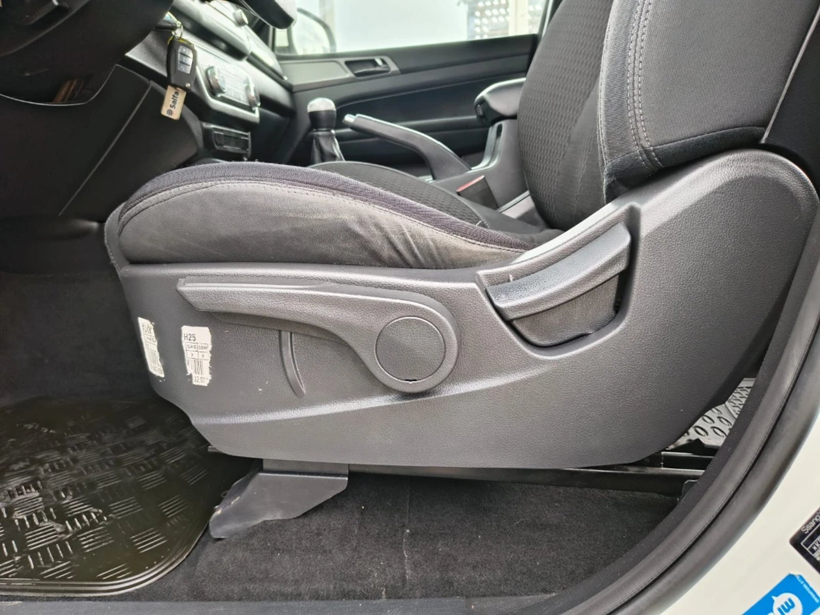 SsangYong Grand musso 2023 - Imagen 15 de 20