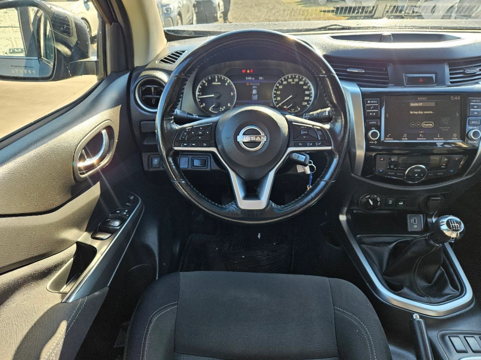 NISSAN NAVARA 2023 - Imagen 13 de 20