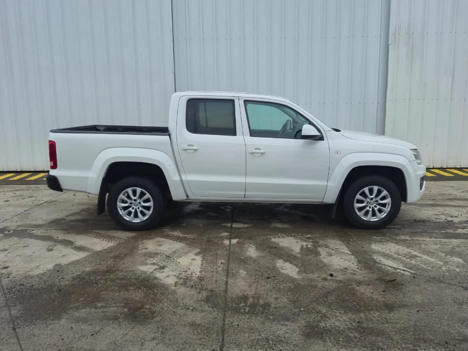 Volkswagen Amarok 2023 - Foto 4 de 20