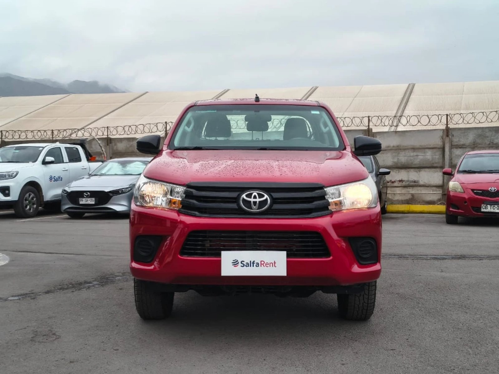 Toyota Hilux 2024 - Foto 2 de 20