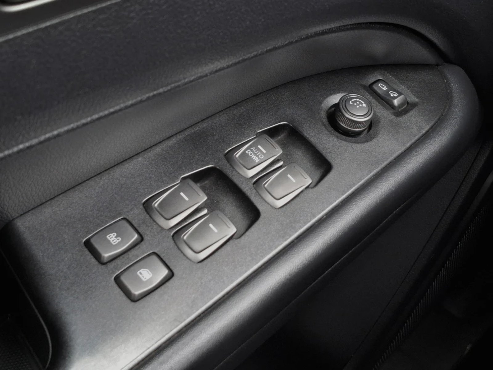 SsangYong Grand musso 2021 - Imagen 13 de 20