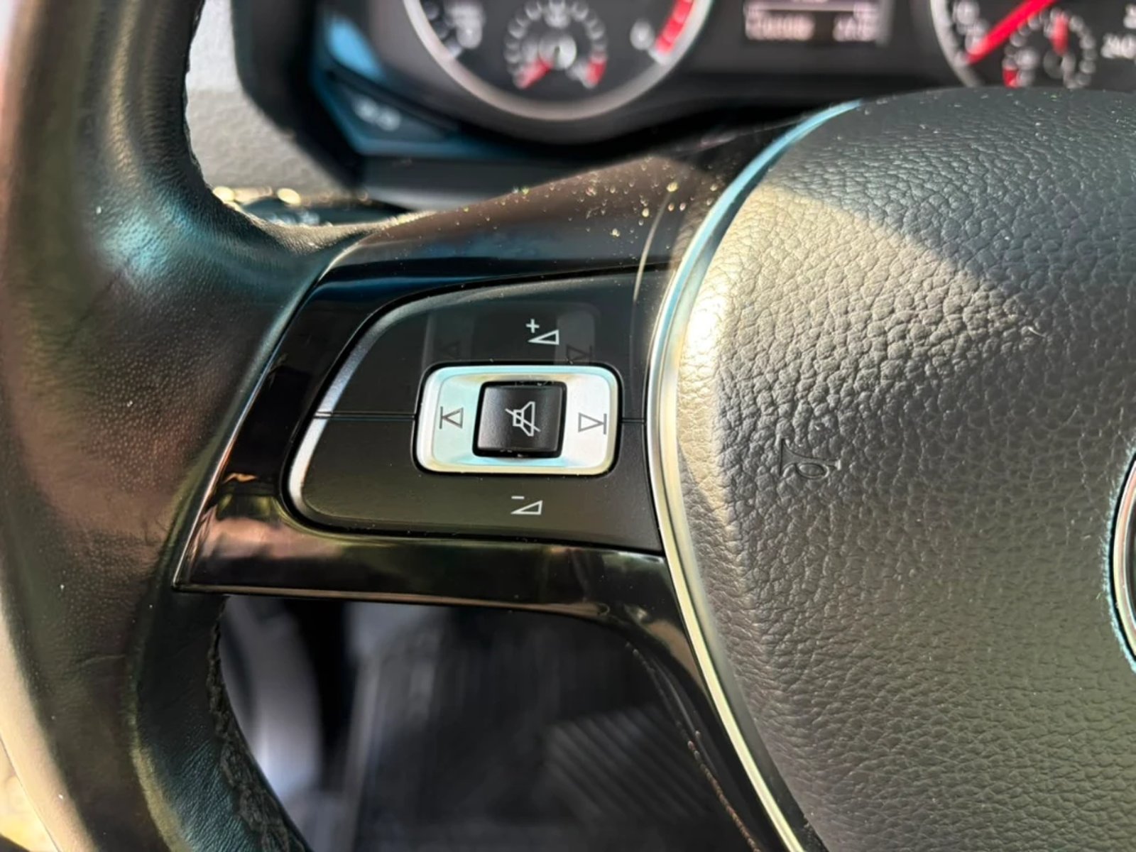 Volkswagen Amarok 2023 - Imagen 17 de 20
