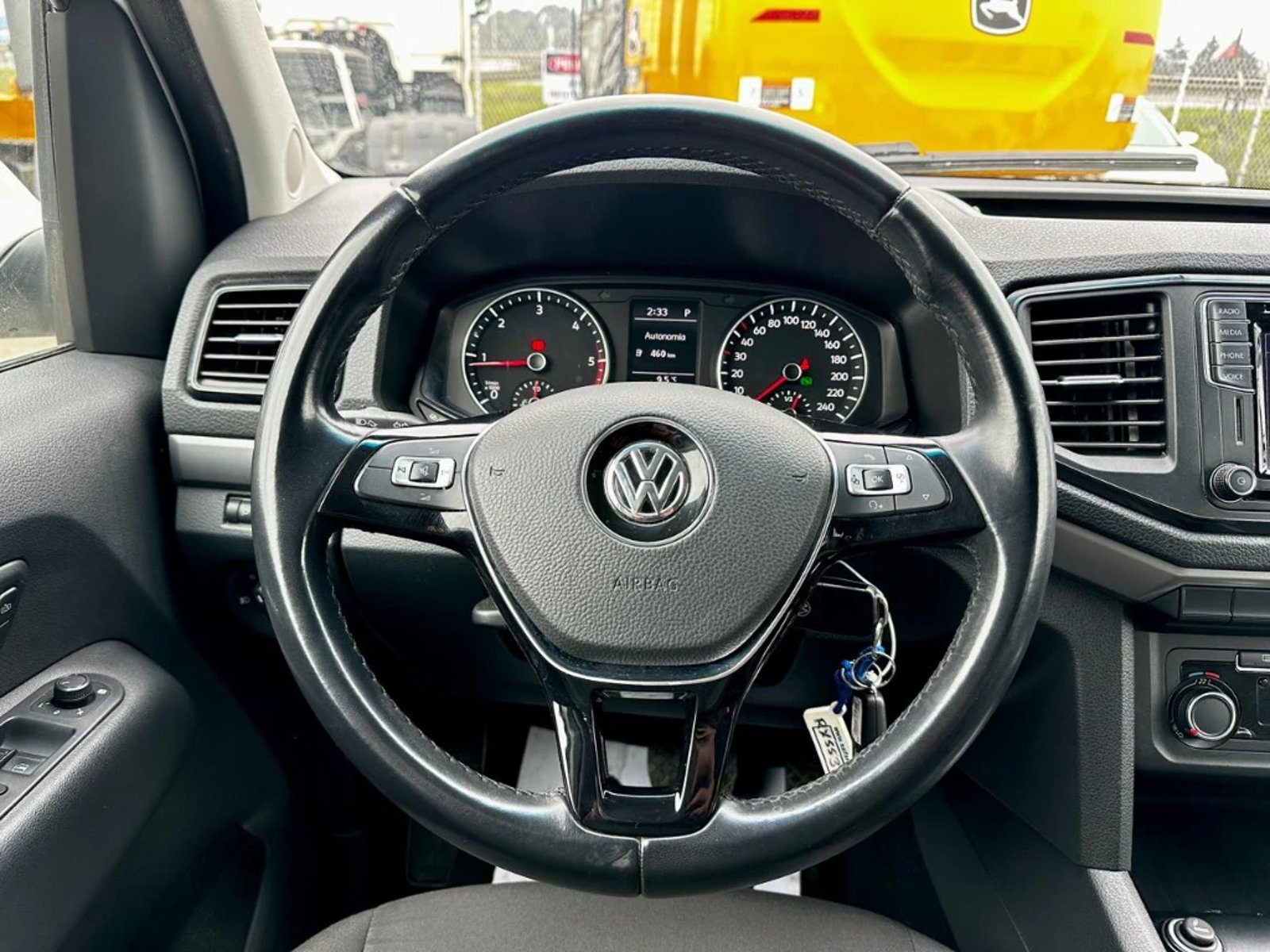 VOLKSWAGEN AMAROK 2022 - Imagen 17 de 20