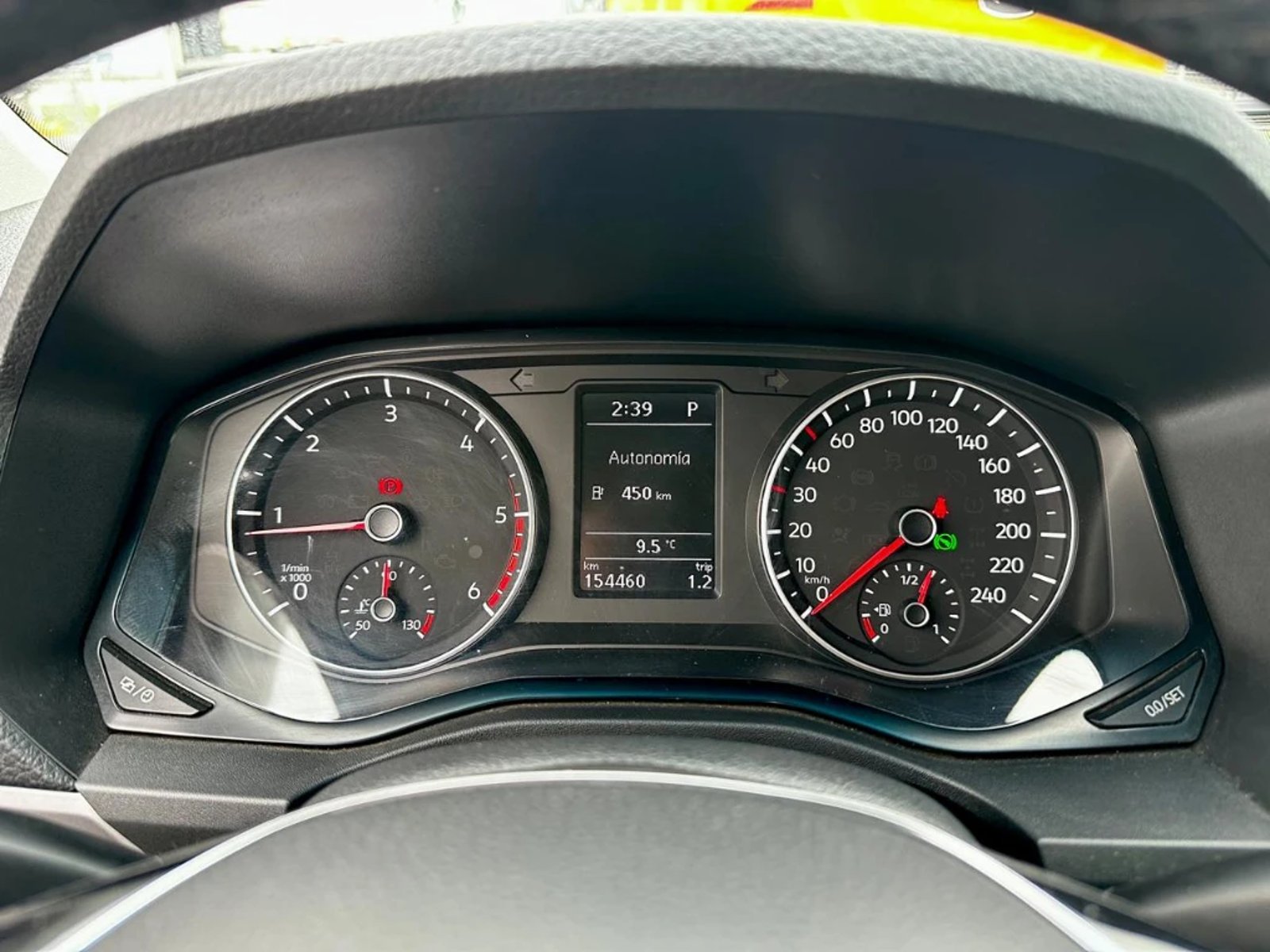 VOLKSWAGEN AMAROK 2022 - Imagen 19 de 20