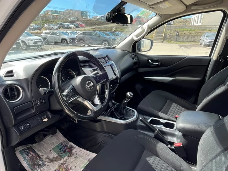 Nissan Navara 2023 - Imagen 12 de 16