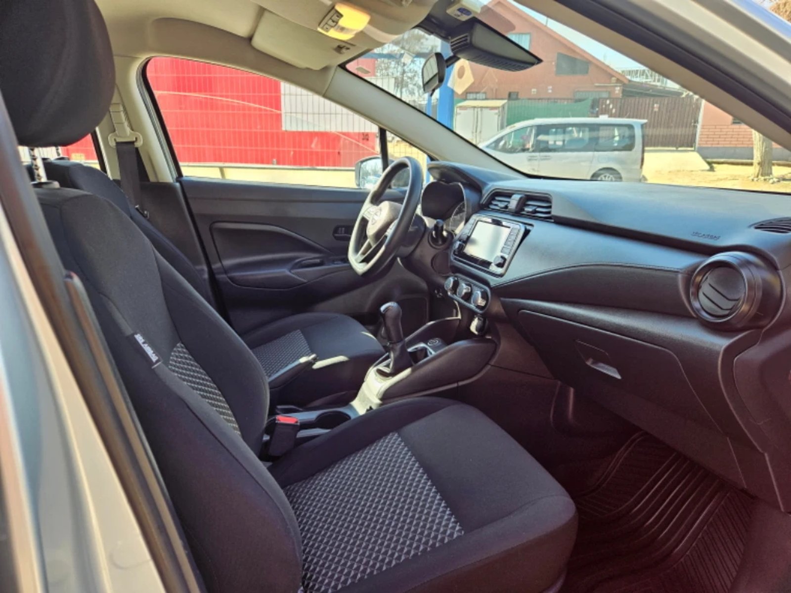 Nissan Versa 2024 - Imagen 6 de 20