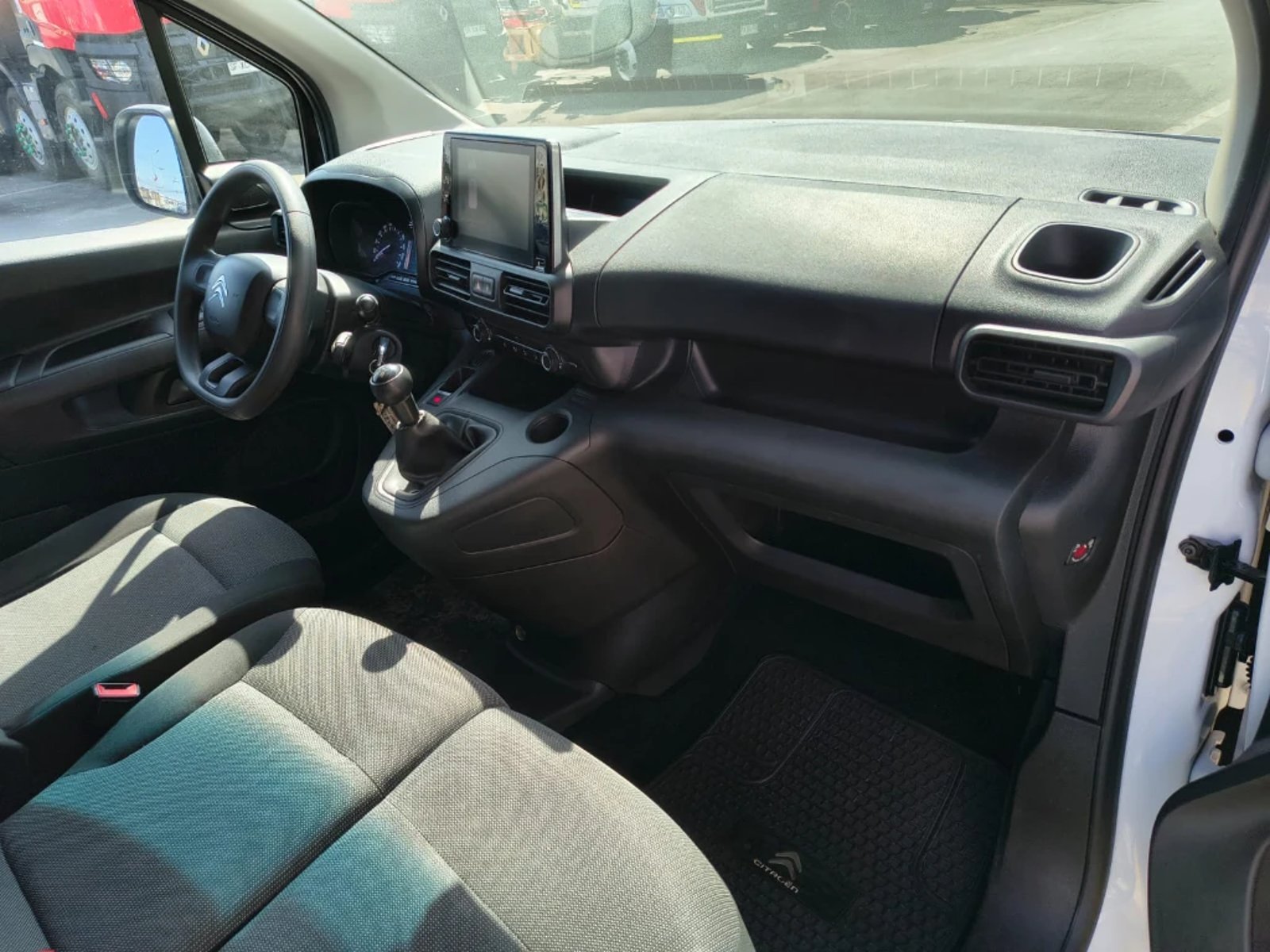 Citroën Berlingo 2022 - Imagen 18 de 20