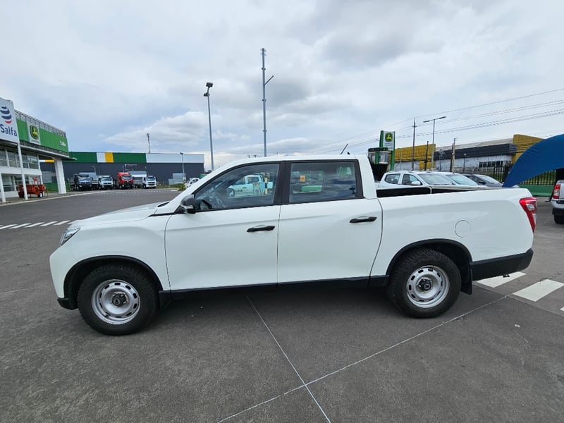 SsangYong Grand musso 2023 - Imagen 9 de 20
