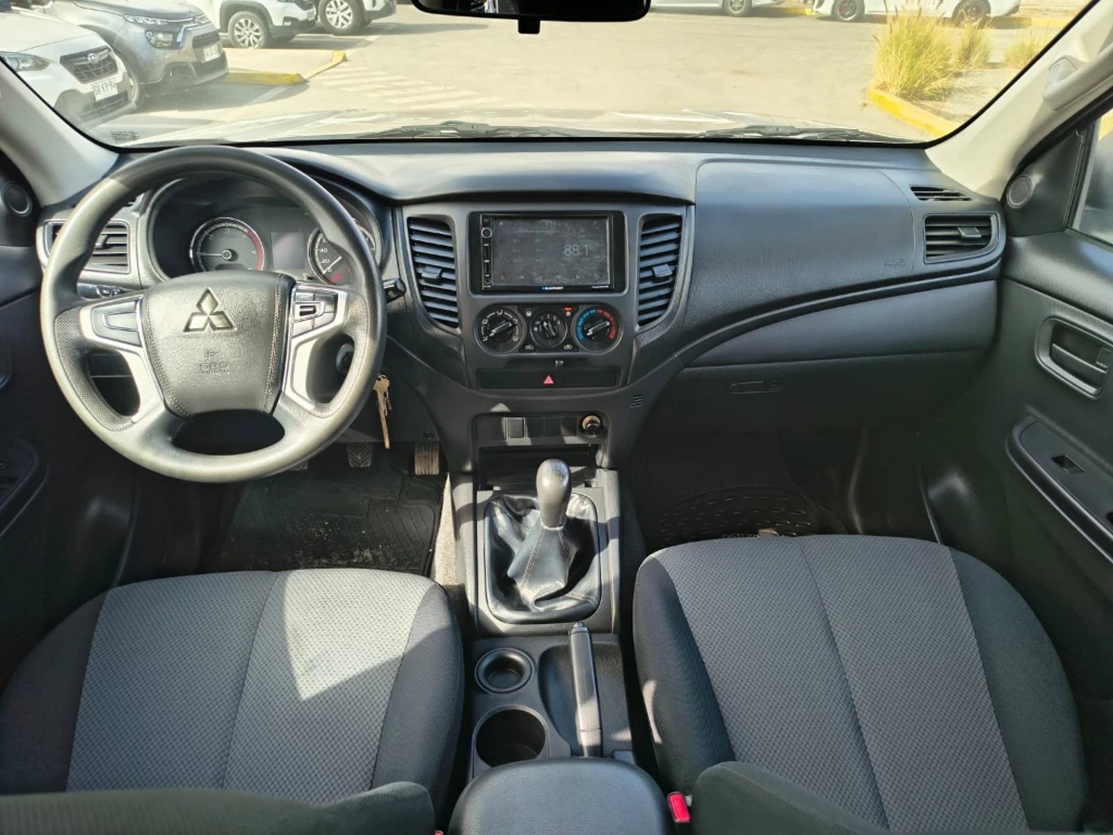 Mitsubishi L200 2023 - Imagen 8 de 20