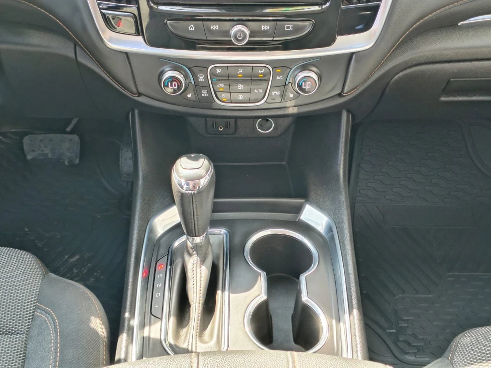 Chevrolet Traverse 2021 - Imagen 12 de 20