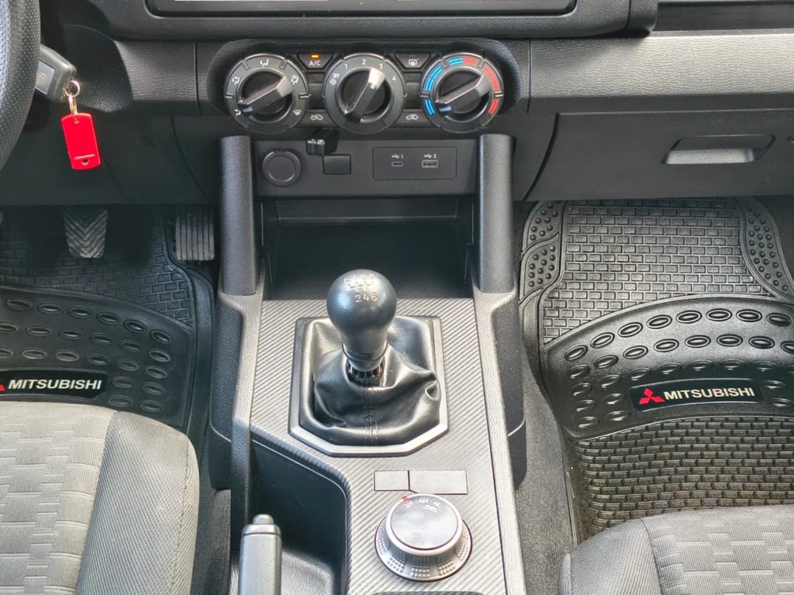 Mitsubishi L200 2024 - Imagen 18 de 20