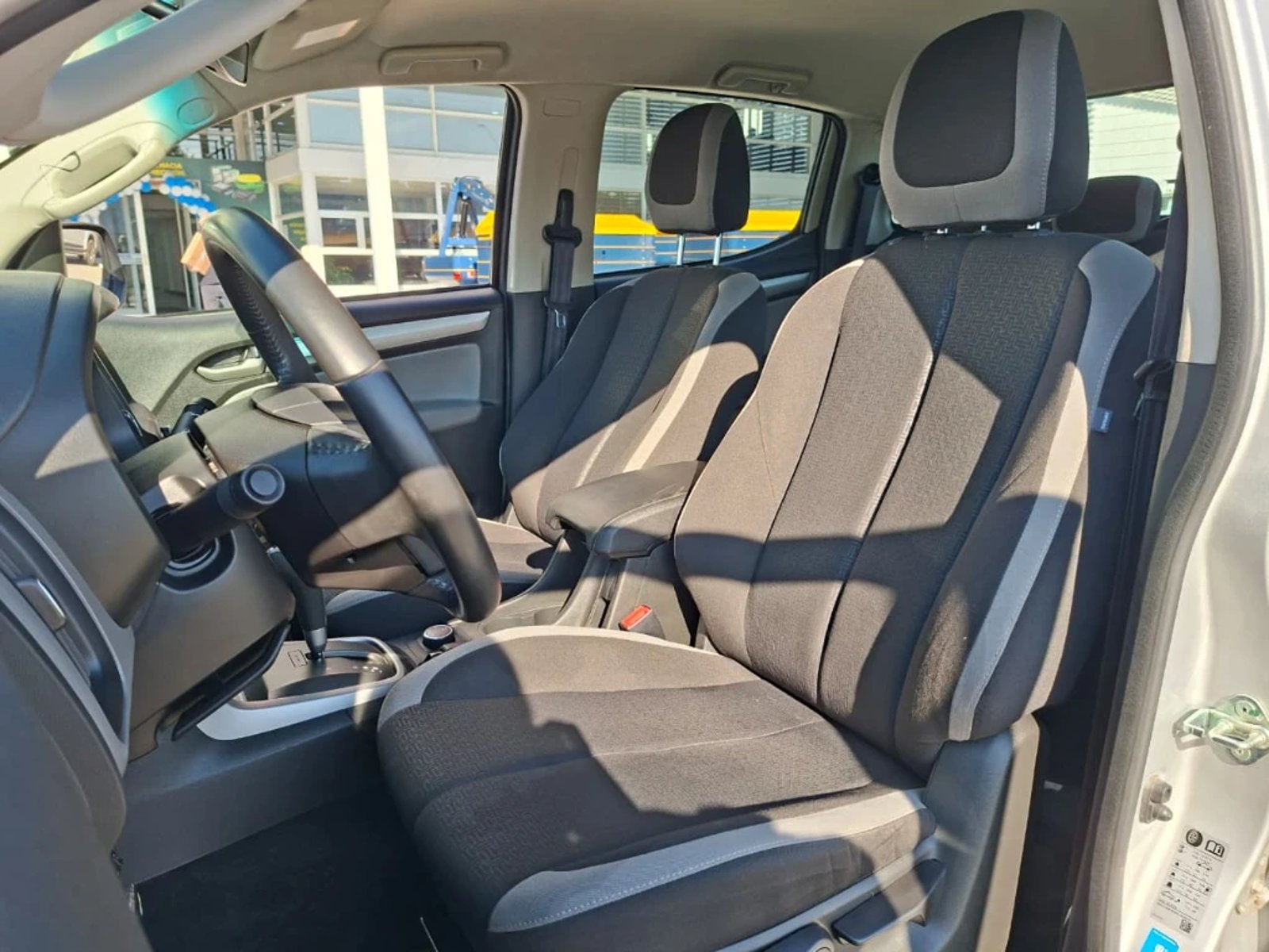 CHEVROLET COLORADO 2023 - Imagen 13 de 20