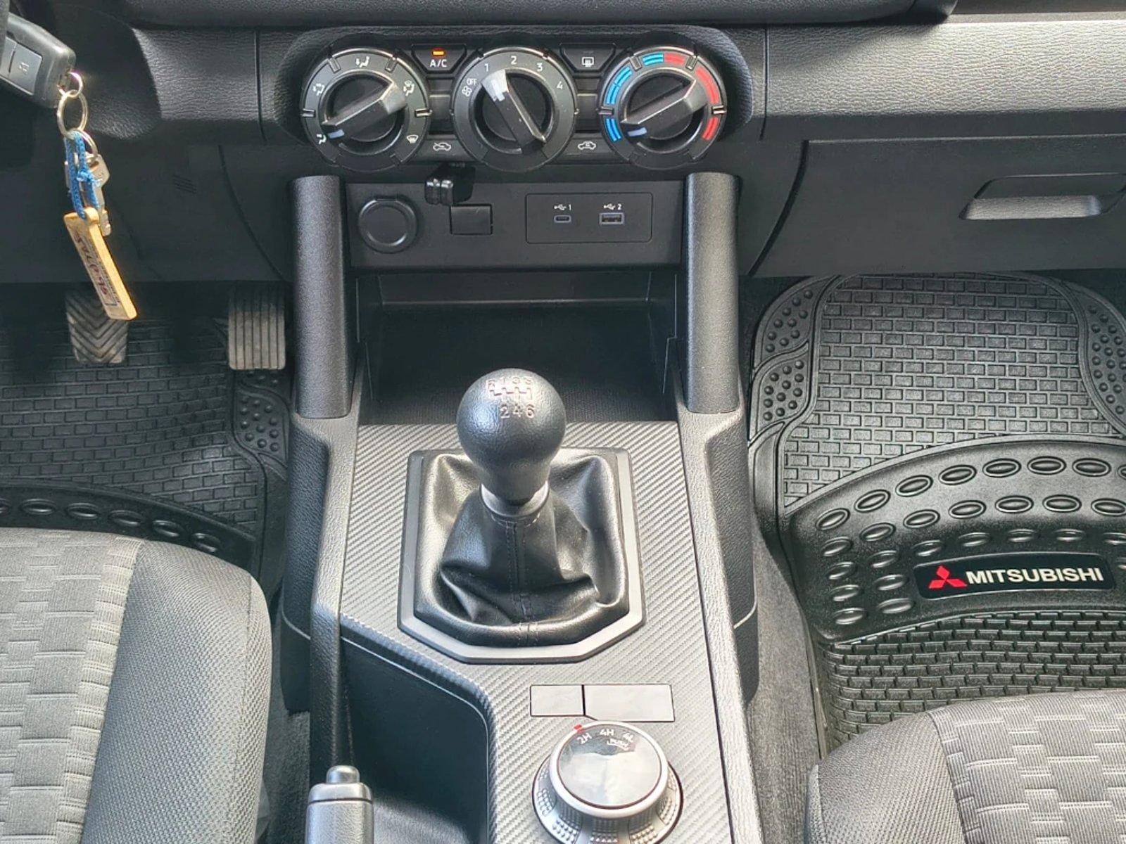 Mitsubishi L200 2024 - Imagen 16 de 20