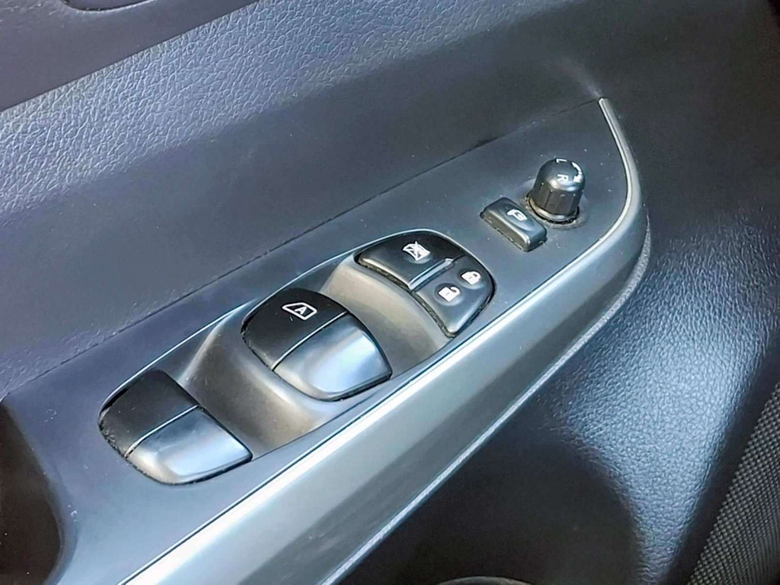 NISSAN NAVARA 2023 - Imagen 12 de 20