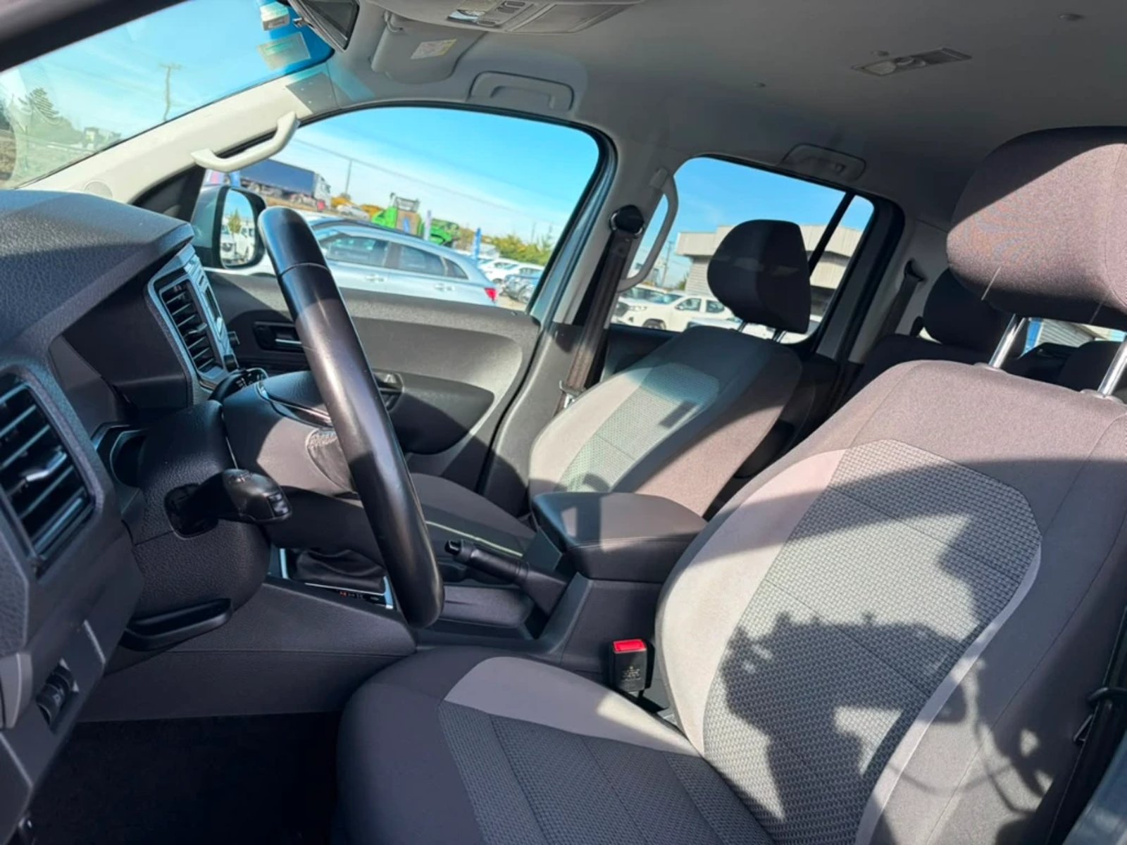 Volkswagen Amarok 2023 - Imagen 12 de 20
