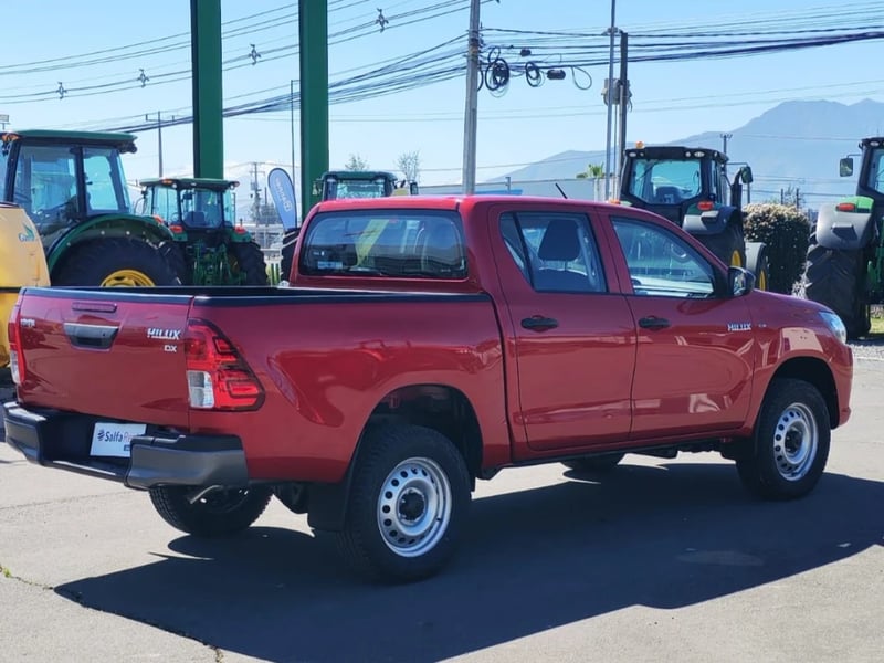 Toyota Hilux 2023 - Imagen 5 de 20