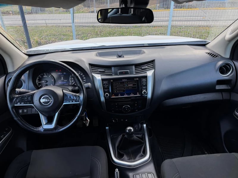Nissan Navara 2023 - Imagen 8 de 18