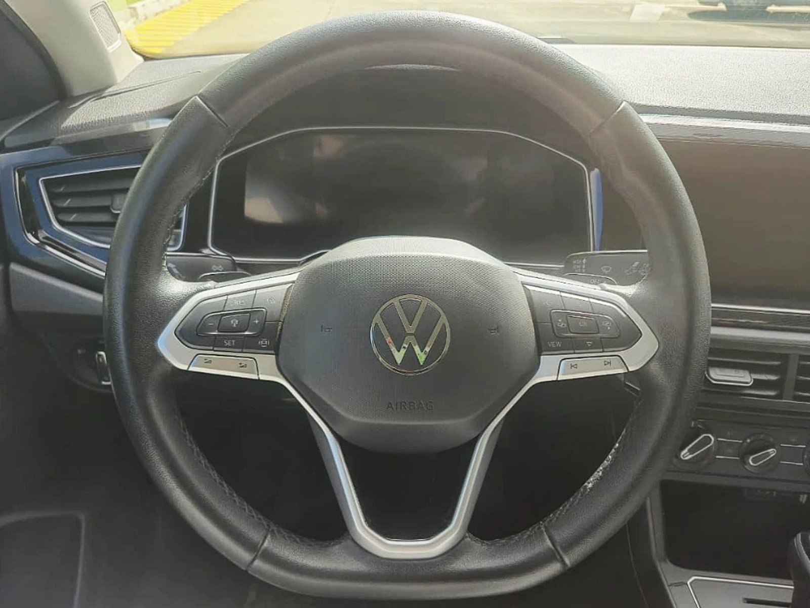 VOLKSWAGEN VIRTUS 2024 - Imagen 16 de 20