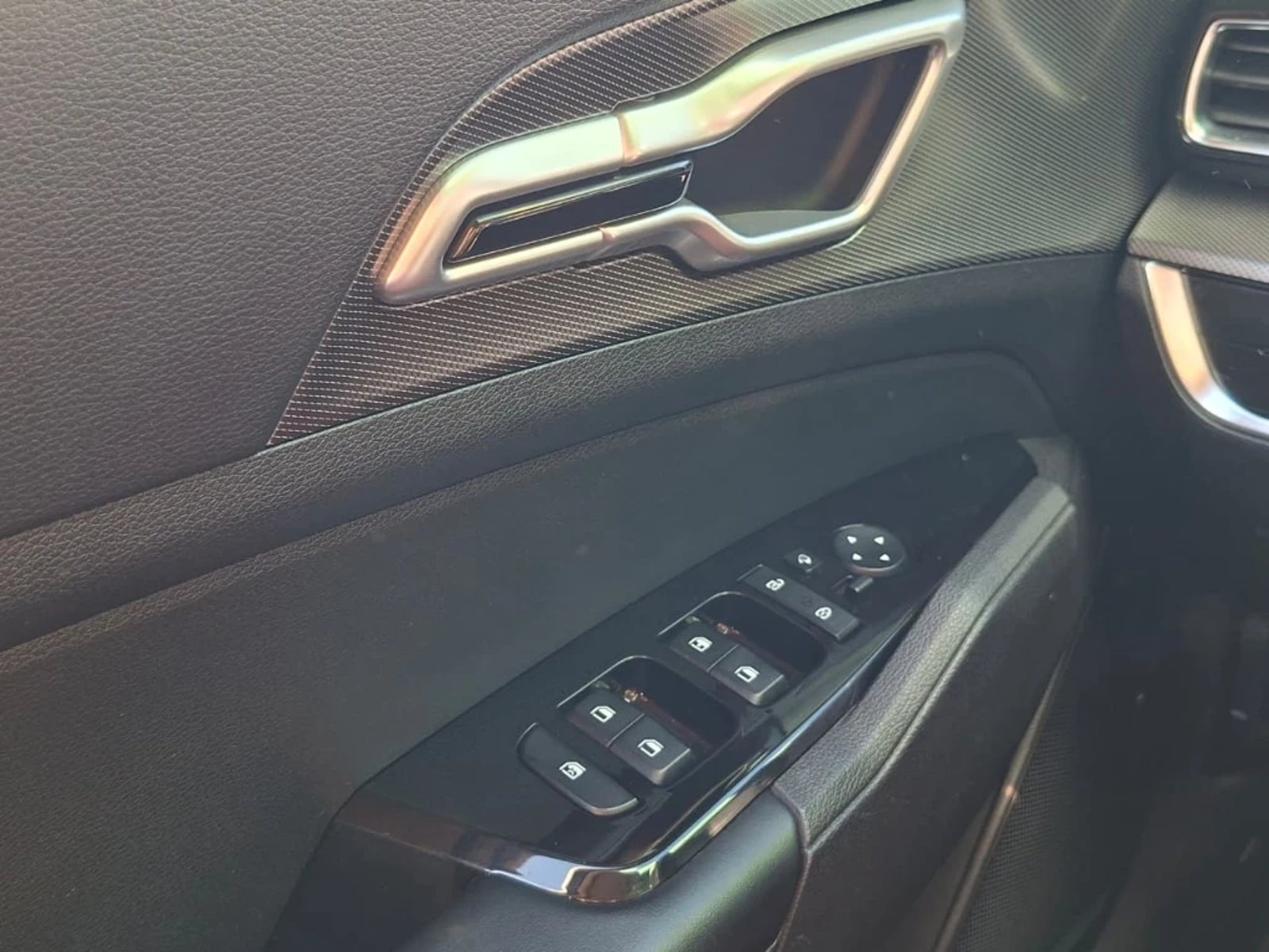 KIA SPORTAGE 2023 - Imagen 15 de 20