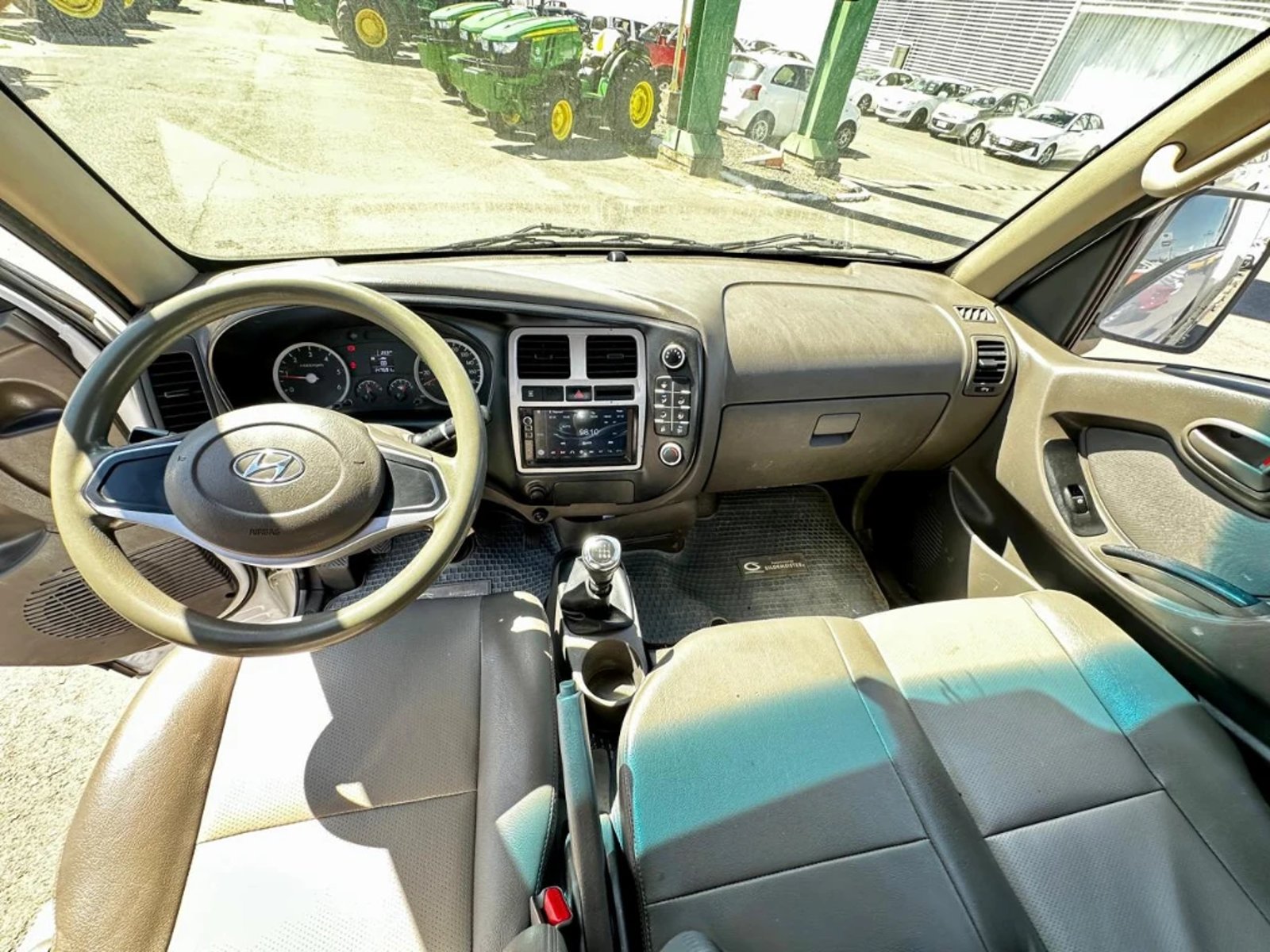 HYUNDAI PORTER 2022 - Imagen 13 de 20
