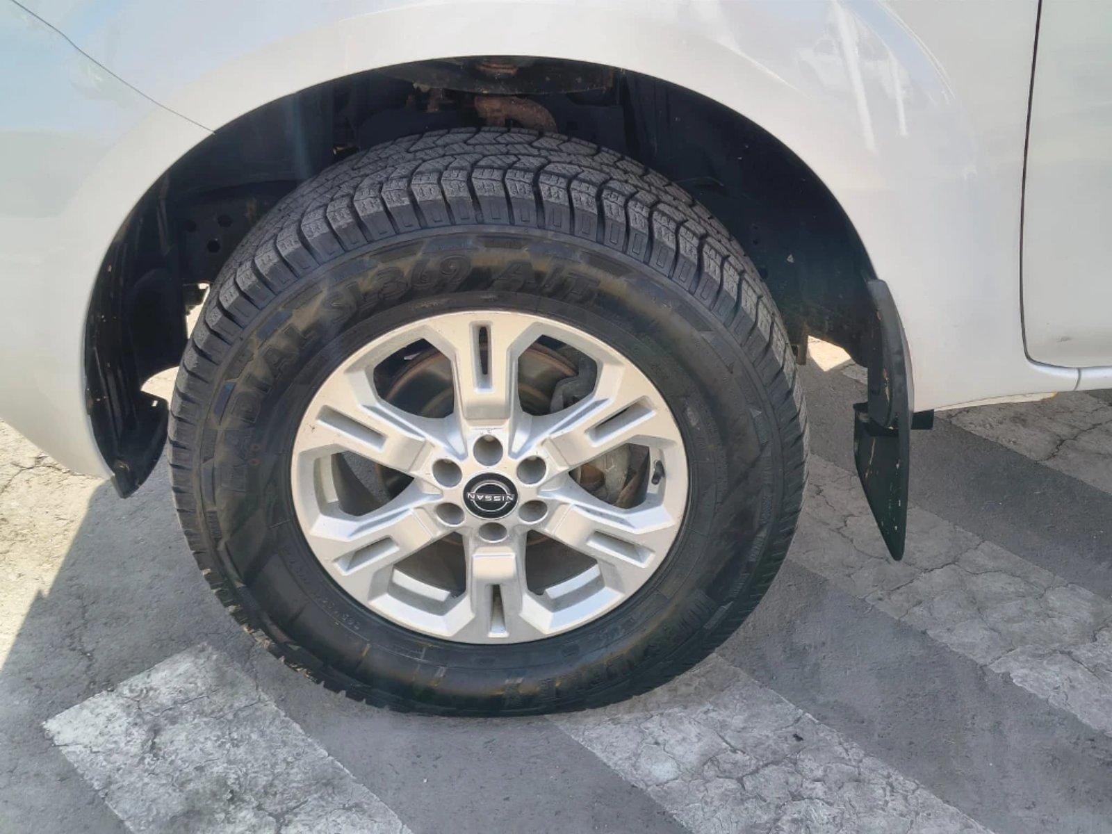 Nissan Navara 2023 - Imagen 8 de 20