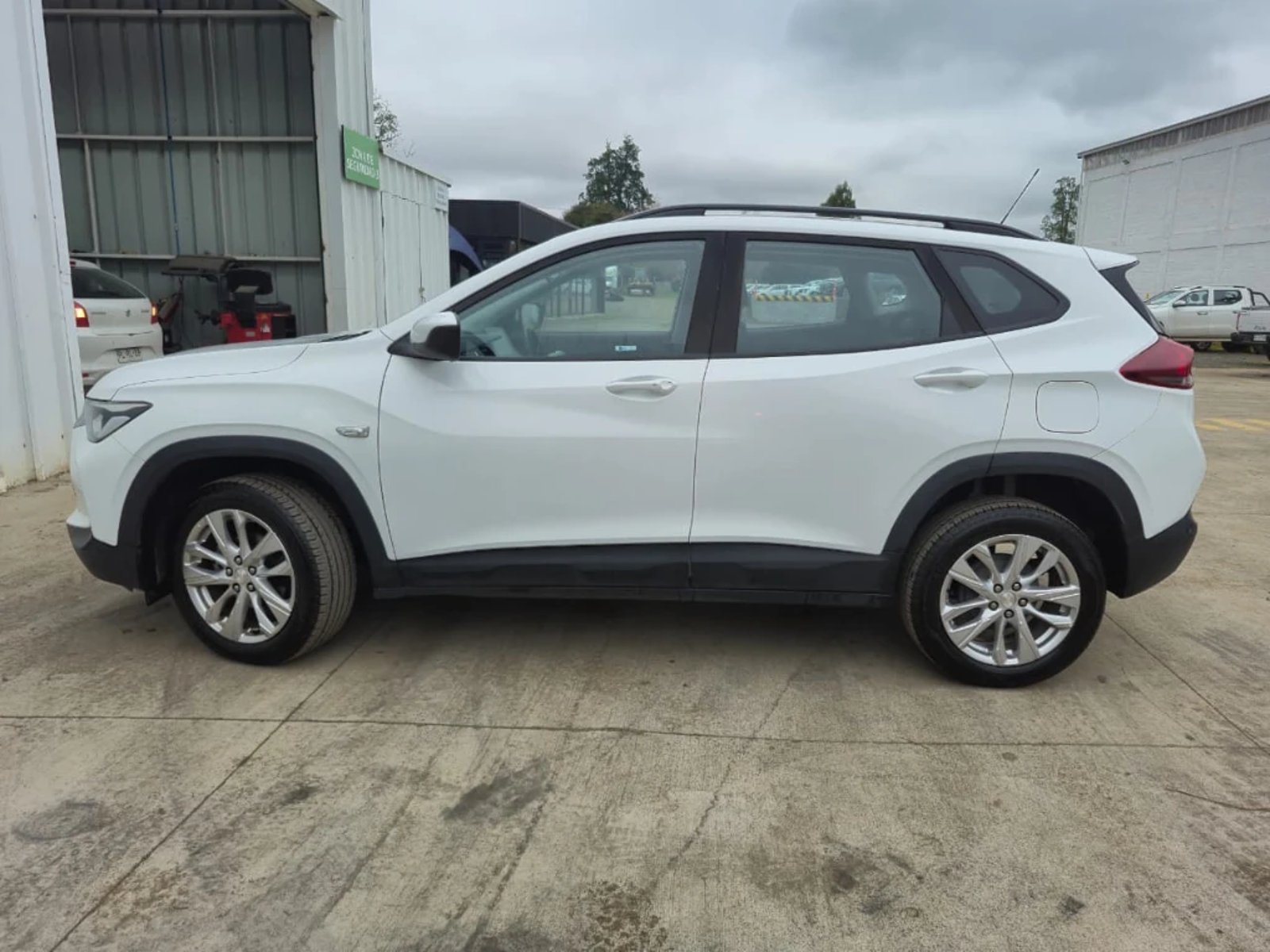 CHEVROLET TRACKER 2025 - Imagen 9 de 20