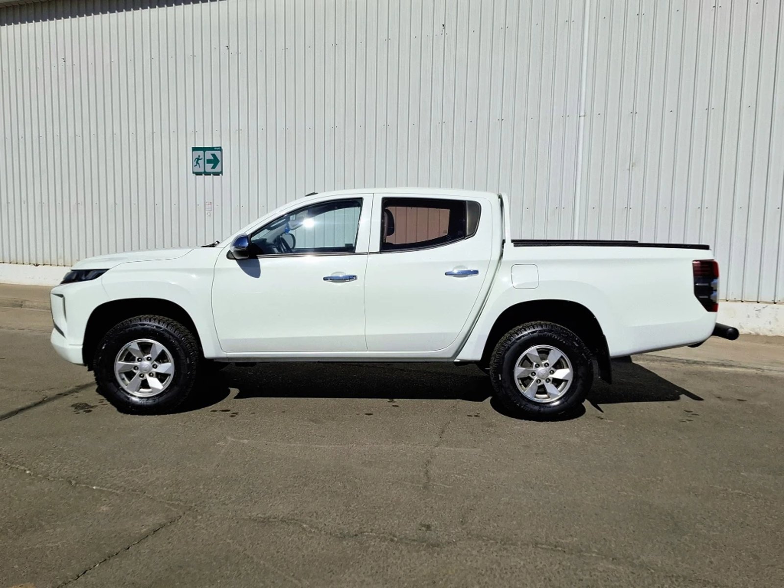 MITSUBISHI L200 2021 - Imagen 7 de 20