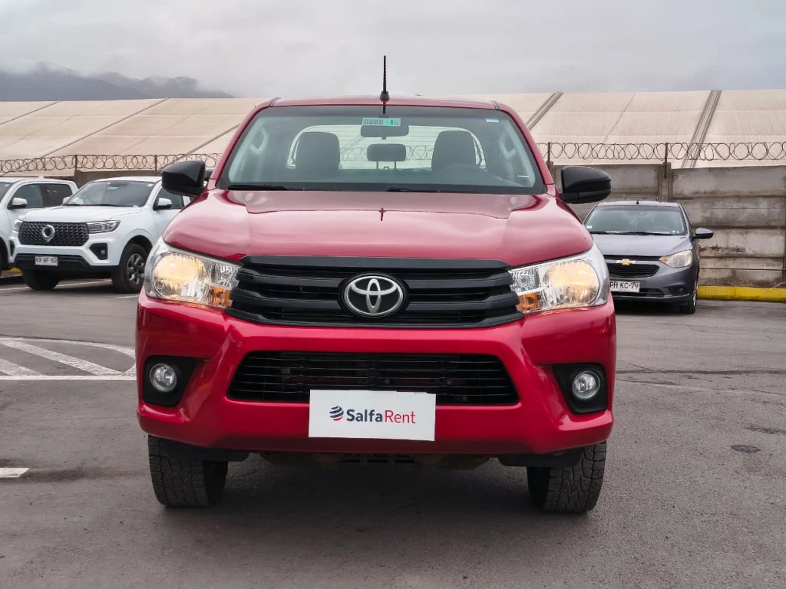 Toyota Hilux 2023 - Foto 2 de 20