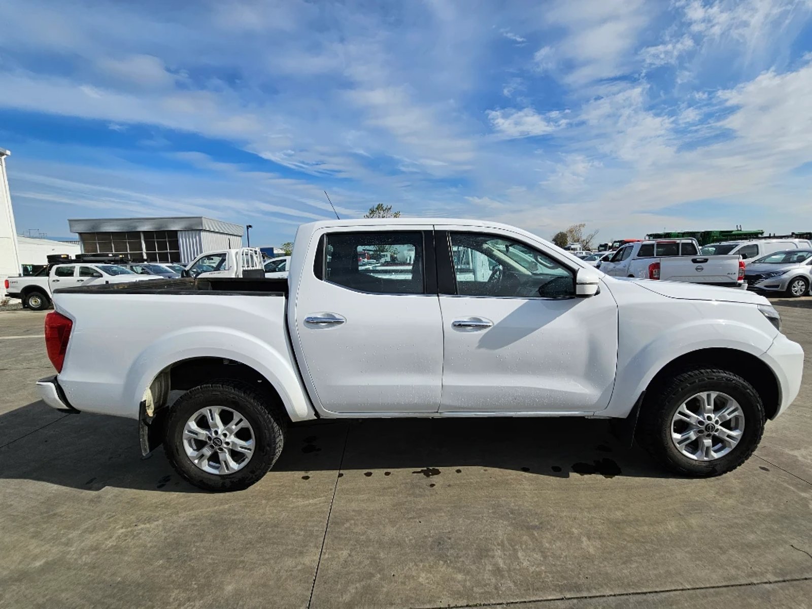 NISSAN NAVARA 2023 - Imagen 4 de 20