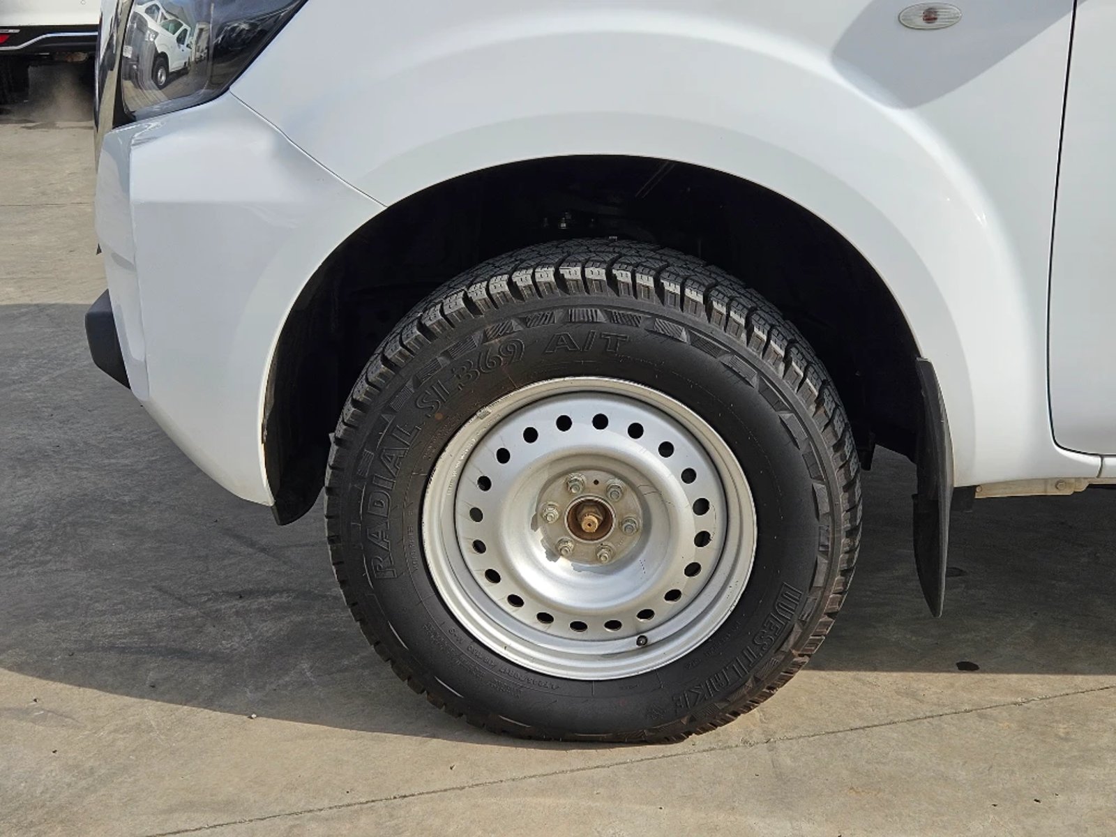 NISSAN NAVARA 2023 - Imagen 9 de 20