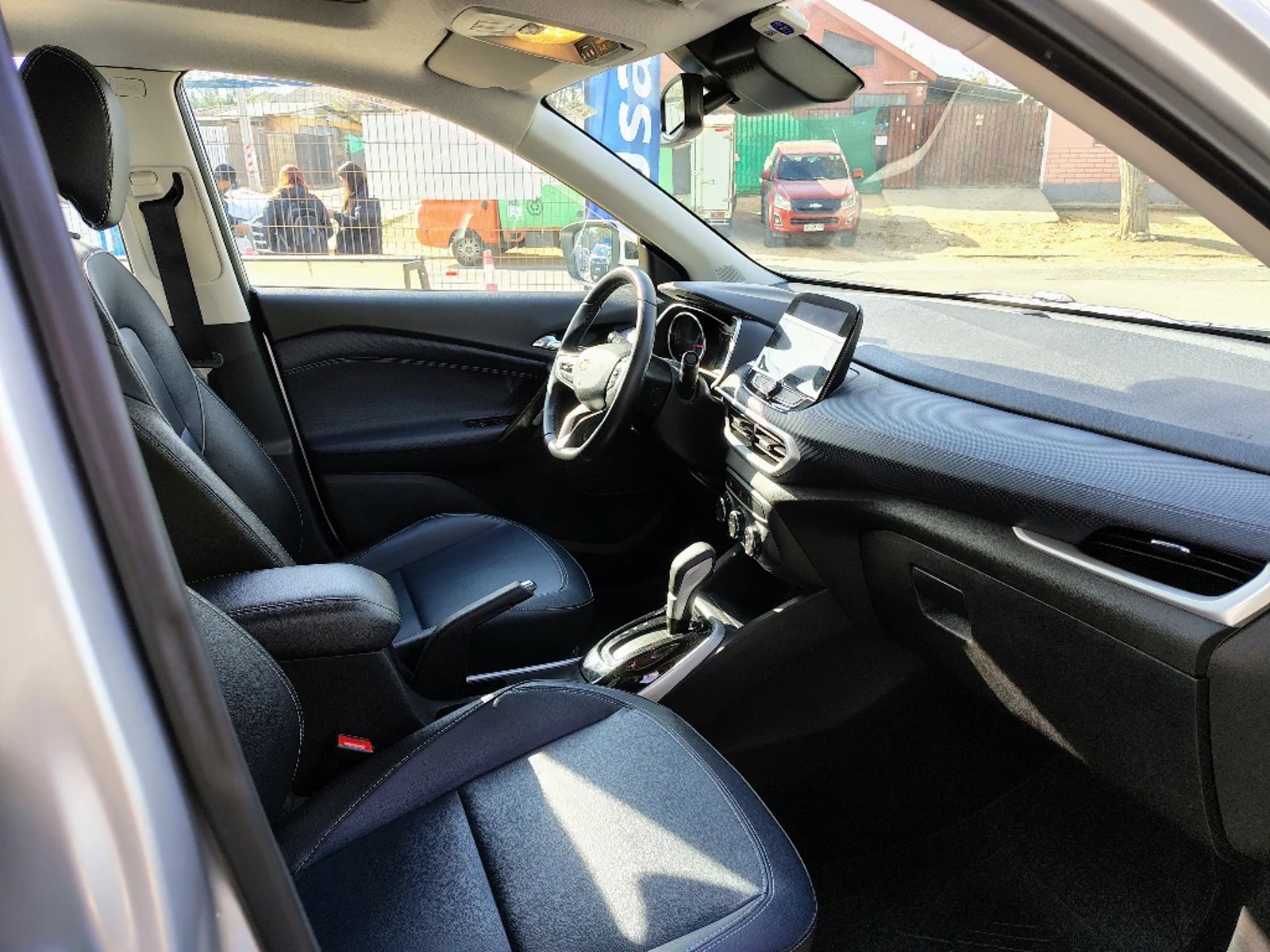 CHEVROLET TRACKER 2024 - Imagen 6 de 20