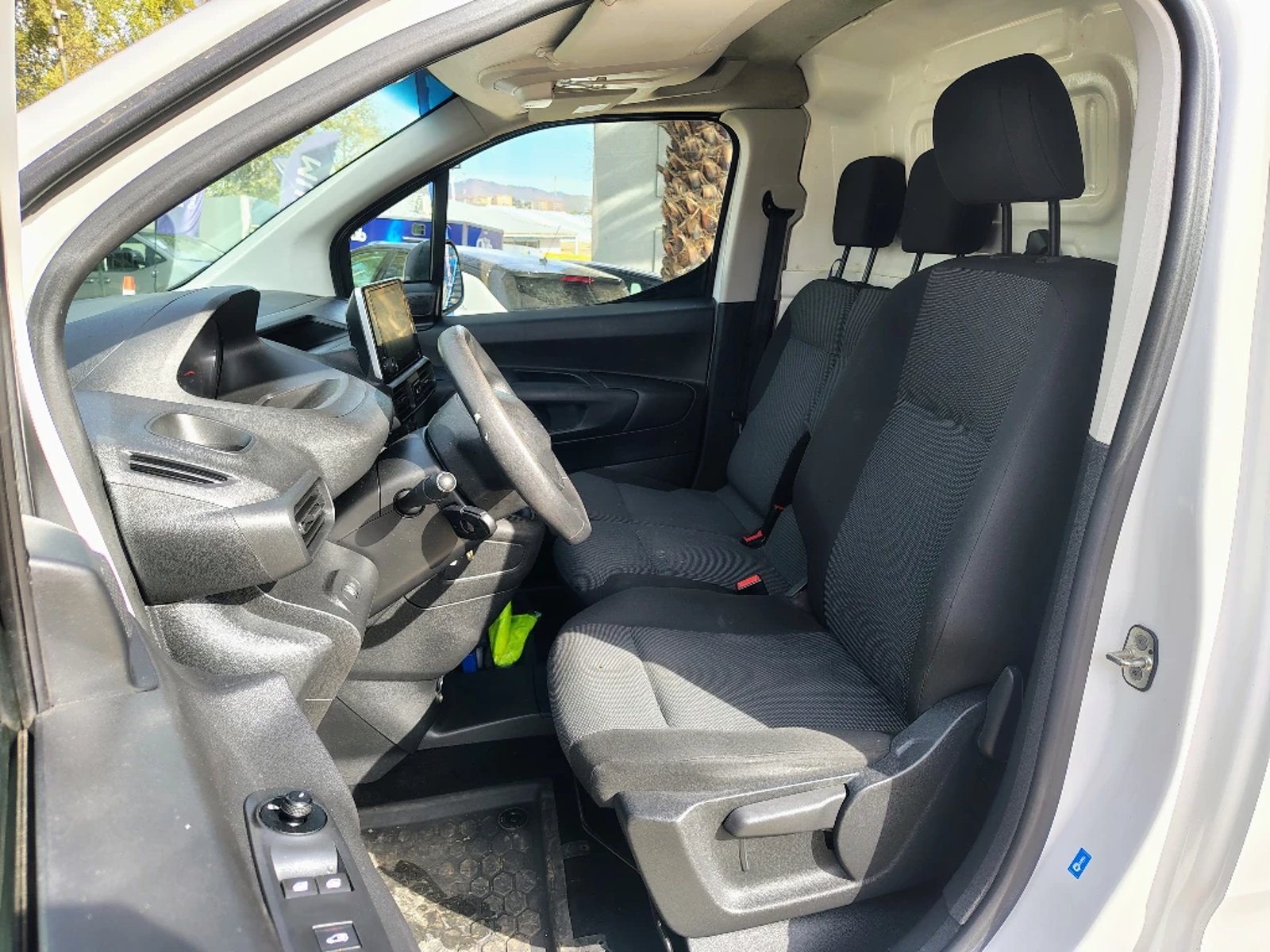 PEUGEOT PARTNER 2022 - Imagen 10 de 20