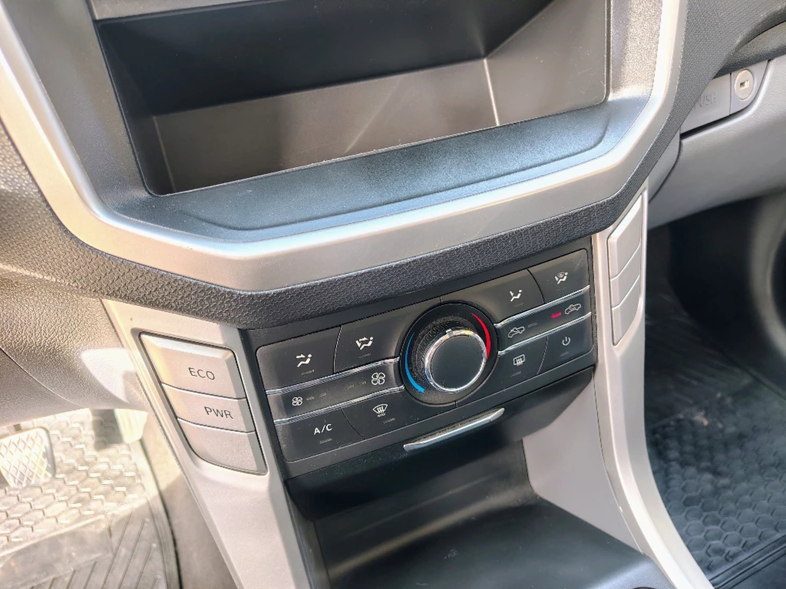 MAXUS T60 2023 - Imagen 18 de 20