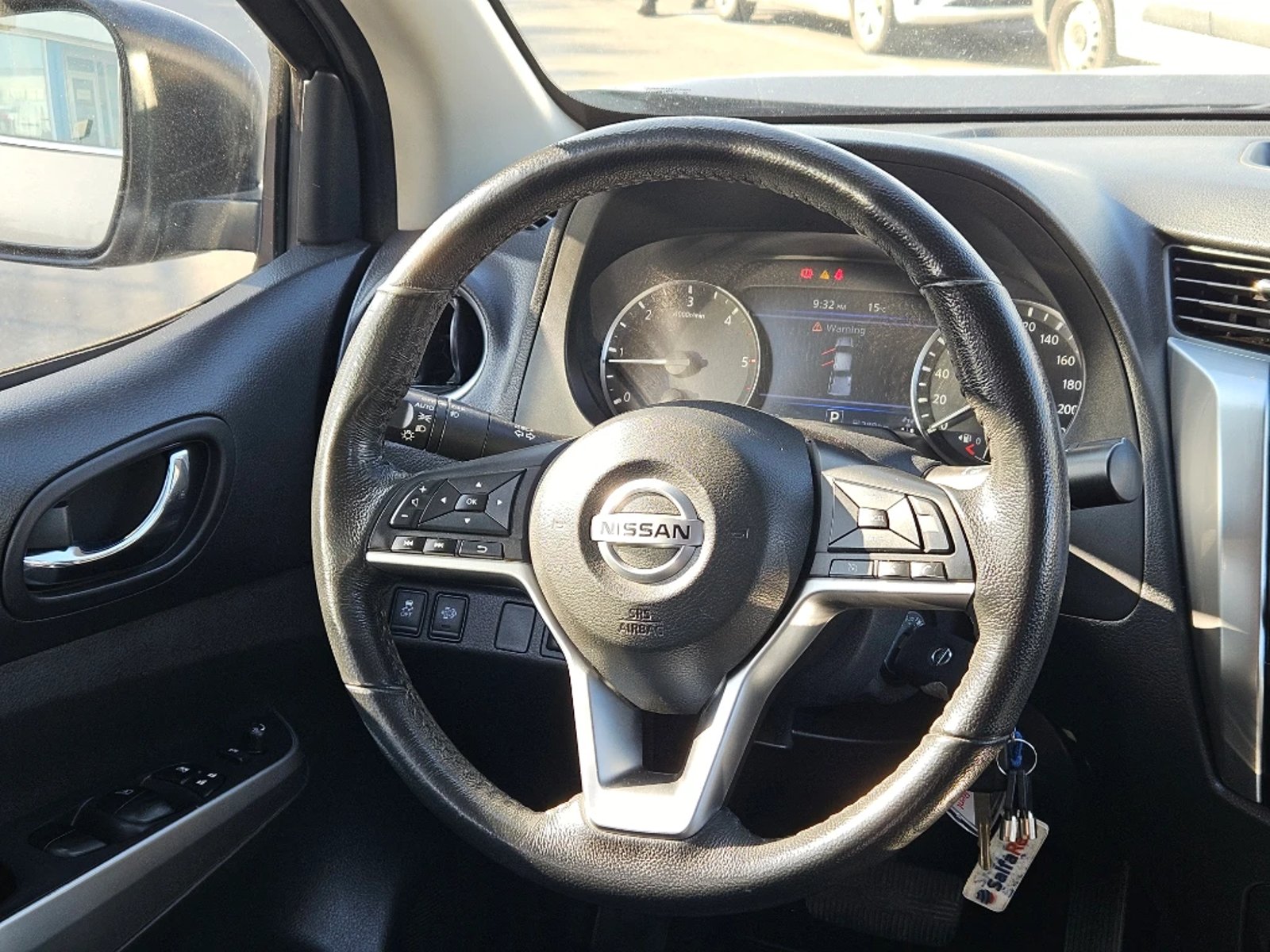 NISSAN NAVARA 2023 - Imagen 15 de 20