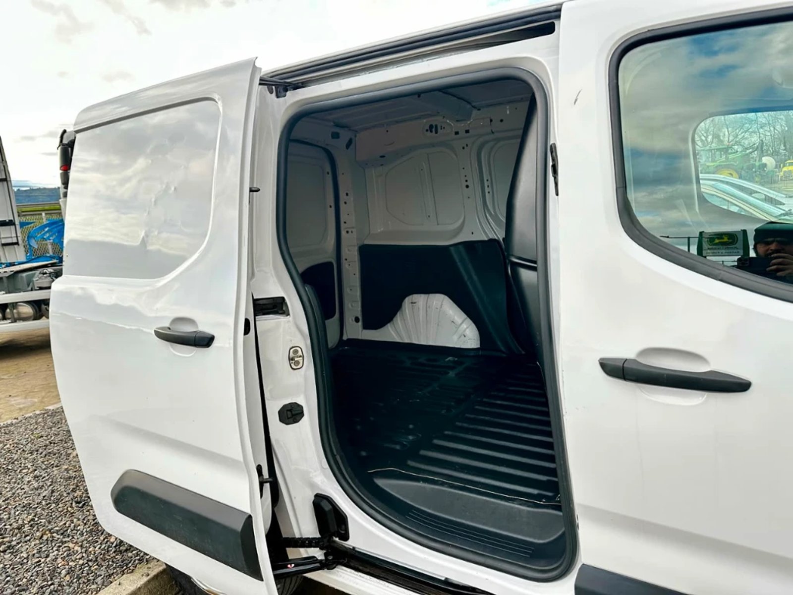 Citroën Berlingo 2024 - Foto 4 de 20