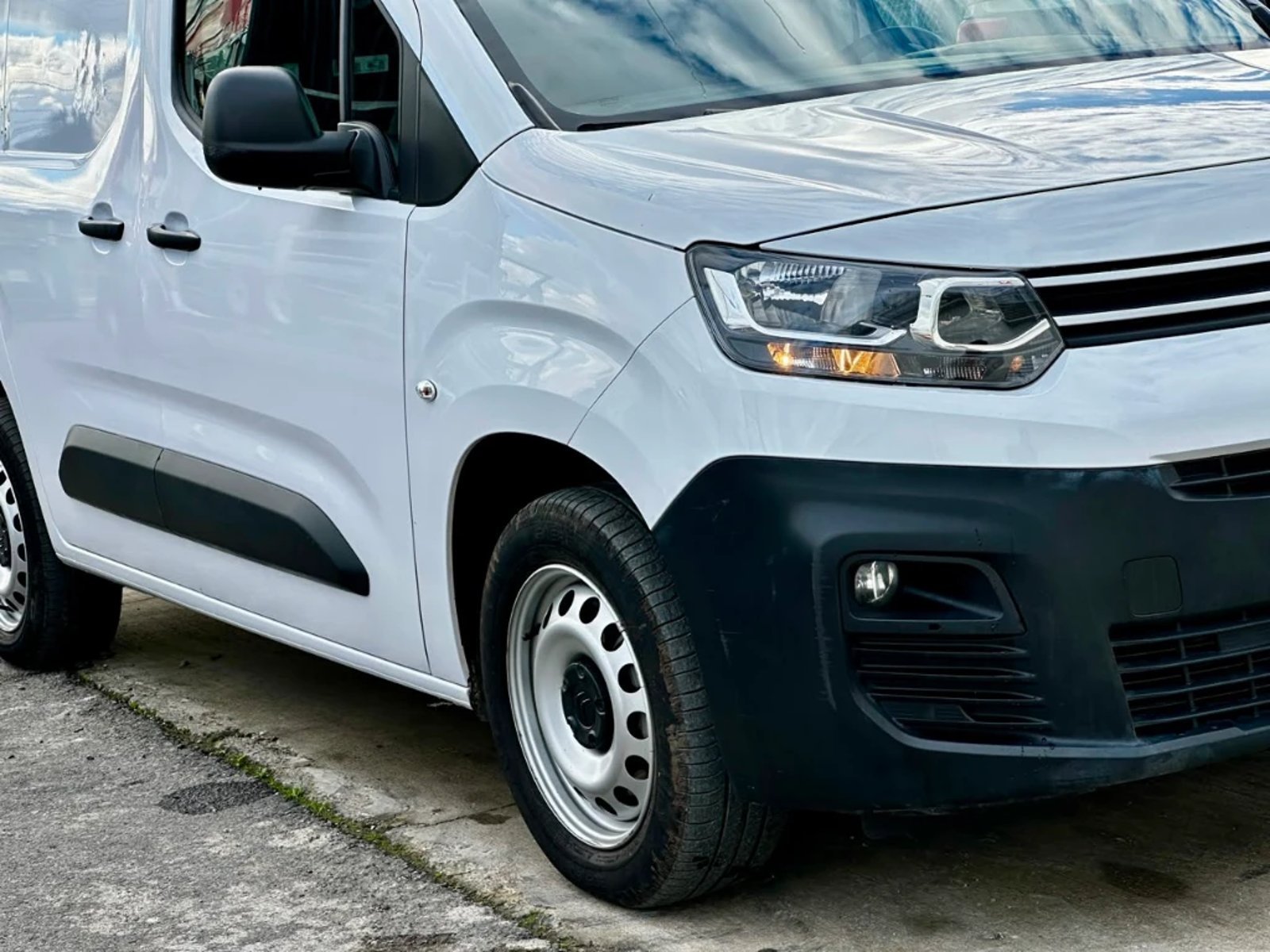 Citroën Berlingo 2024 - Imagen 17 de 20